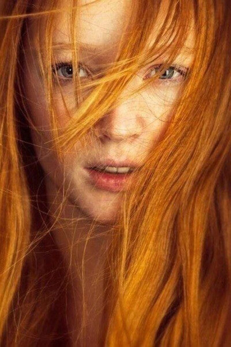 Красивая девушка с рыжими волосами. Ханна Бинке. Ханна Бинке рыжая. Фрэнсис Кумб рыжая. Рыжеволосая Катрин кюн.